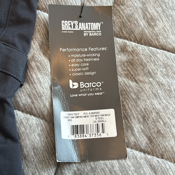 Grey’s Anatomy XXS scrub top - Picture 2 of 3